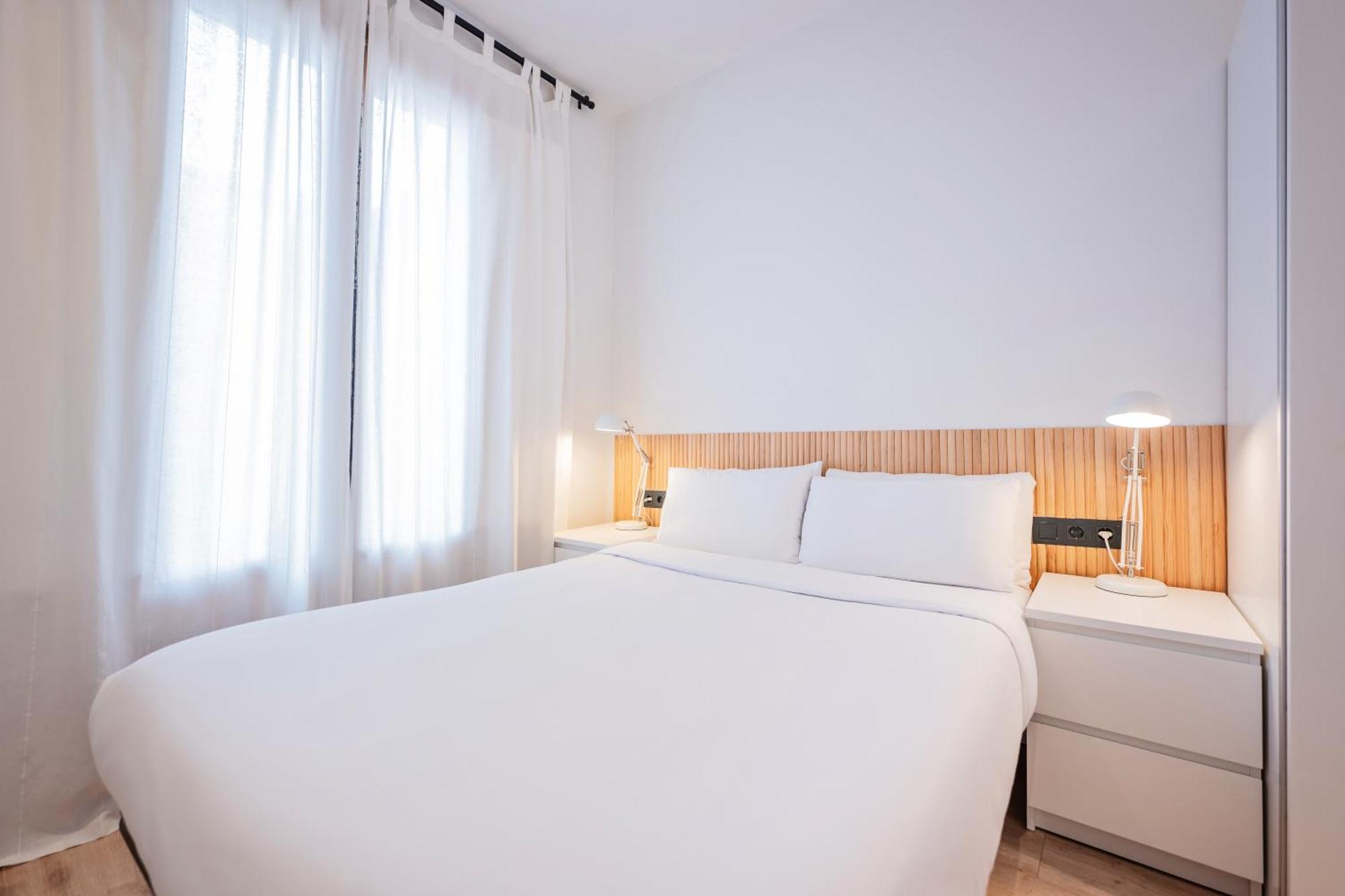 Sweett - Urgell Eixample Apartment Барселона Екстериор снимка
